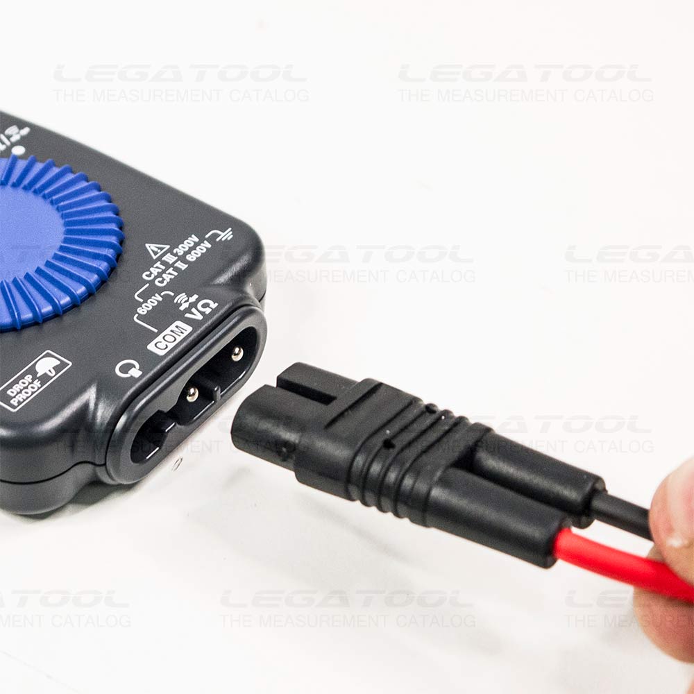 ด้านล่างแคลมป์มีช่องต่อสาย Test Lead Hioki L9208 และใช่ต่อกับ CT6280 (แยกจำหน่าย)